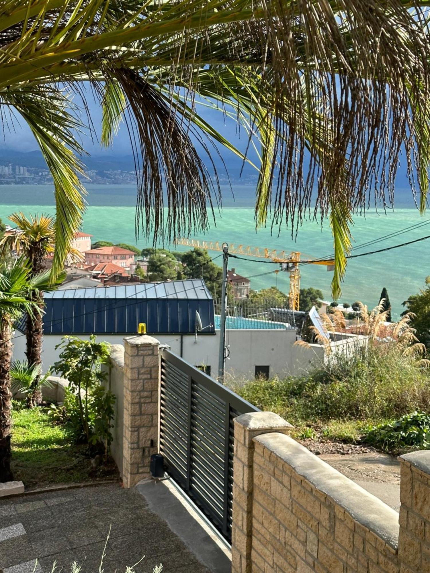 Vacation Home Lucija Slatina  외부 사진