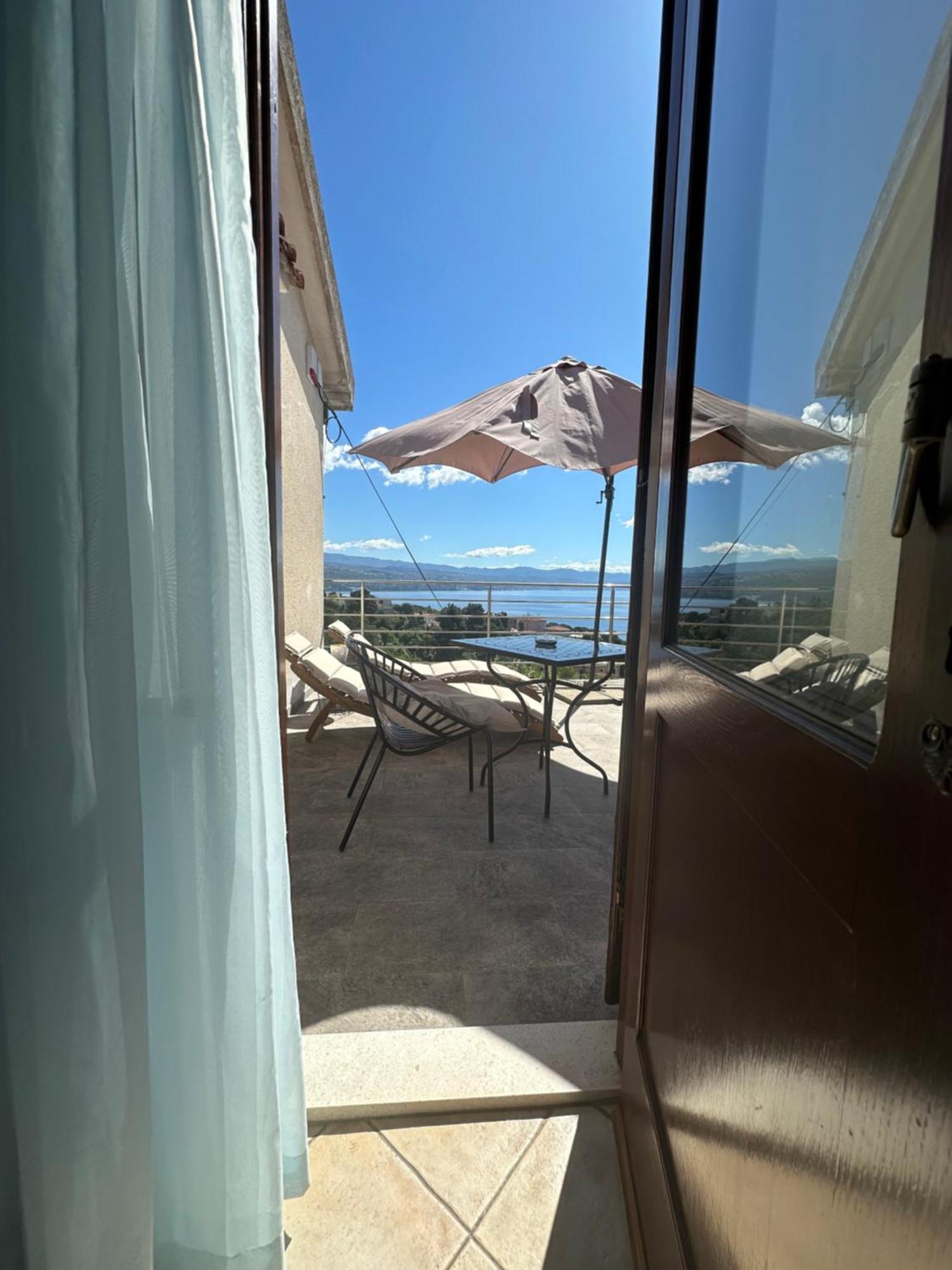 Vacation Home Lucija Slatina  외부 사진