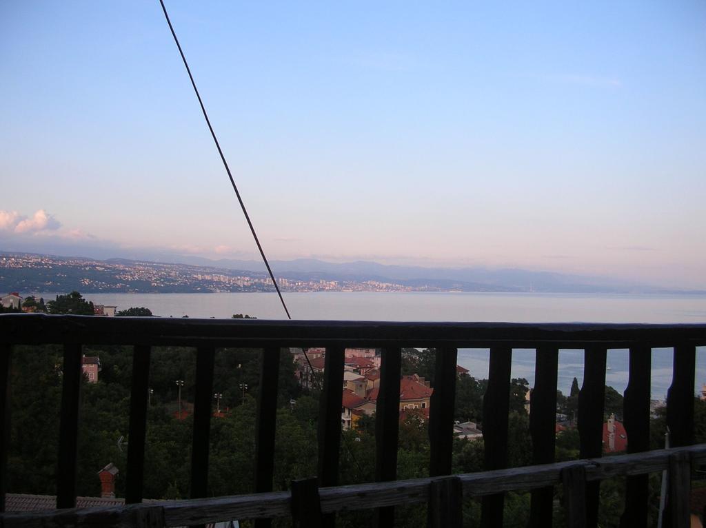 Vacation Home Lucija Slatina  외부 사진
